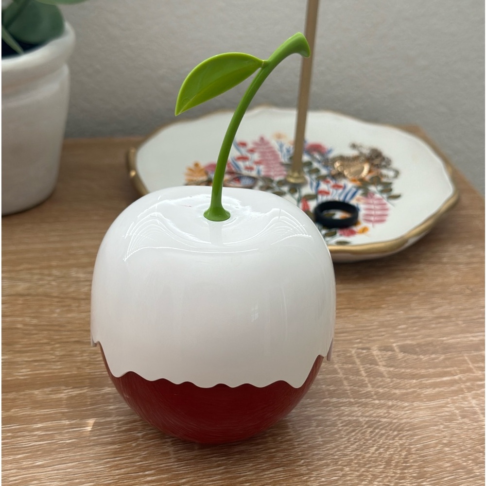 KKW Kimoji Cherry perfume